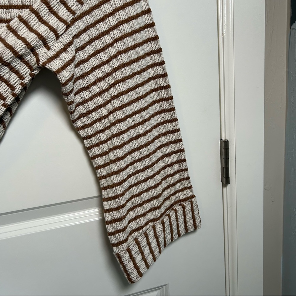 Show Me Your MuMu Chocolate/Cream Striped Lightweight Knit Sweater Size Small - Picture 10 of 13